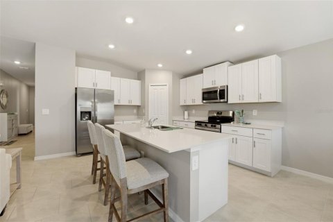 Villa ou maison à vendre à Rotonda, Floride: 4 chambres, 180.32 m2 № 2124889 - photo 11