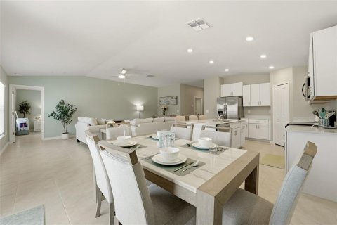 Villa ou maison à vendre à Rotonda, Floride: 4 chambres, 180.32 m2 № 2124889 - photo 10