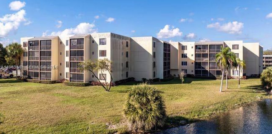 Condo à Lauderhill, Floride, 2 chambres  № 2025349