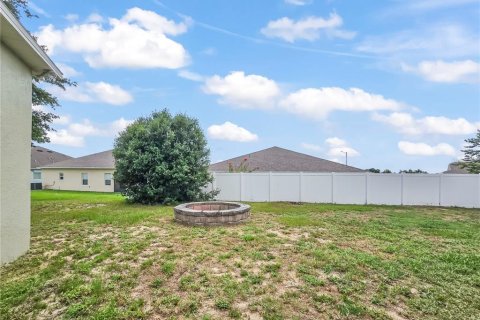 Villa ou maison à louer à Fruitland Park, Floride: 4 chambres, 164.99 m2 № 2167235 - photo 20
