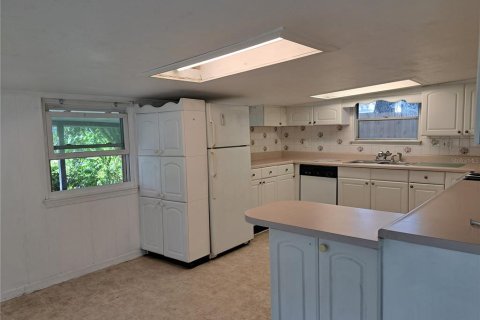Villa ou maison à vendre à South Pasadena, Floride: 2 chambres, 73.58 m2 № 1906211 - photo 16