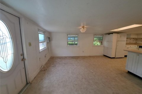 Villa ou maison à vendre à South Pasadena, Floride: 2 chambres, 73.58 m2 № 1906211 - photo 13