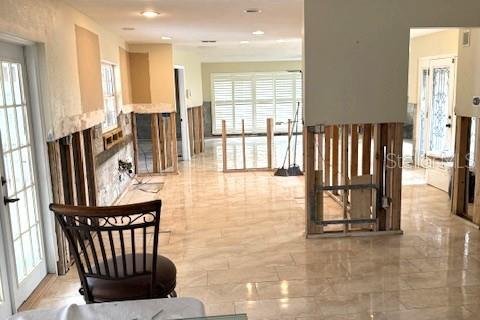 House in Clearwater, Florida 4 bedrooms, 211.72 sq.m. № 1910286 - photo 10
