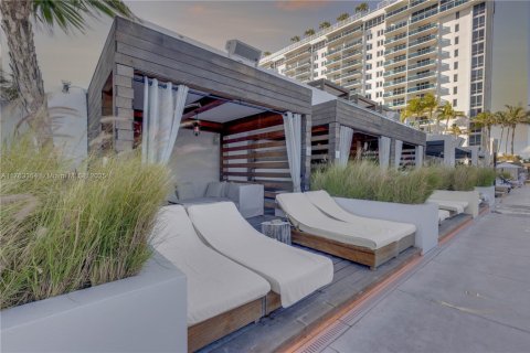 Copropriété à vendre à Miami Beach, Floride: 2 chambres, 114.27 m2 № 1921314 - photo 28