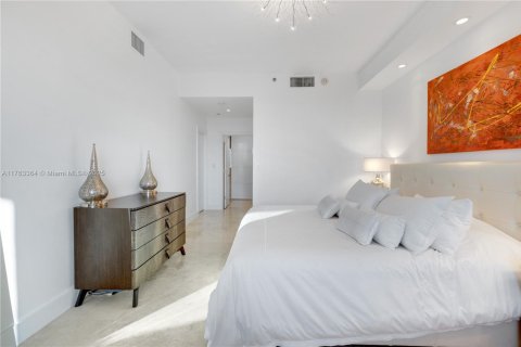 Copropriété à vendre à Miami Beach, Floride: 2 chambres, 114.27 m2 № 1921314 - photo 10