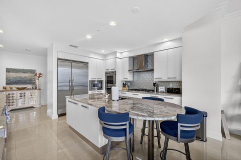 Condo in Riviera Beach, Florida, 3 bedrooms  № 2249615 - photo 15