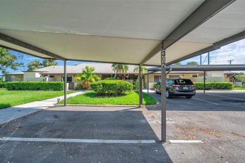 Condominio en venta en Largo, Florida, 2 dormitorios, 103.12 m2 № 1390986 - foto 5
