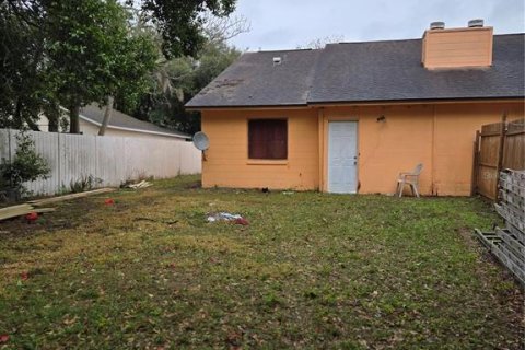Duplex à vendre à Apopka, Floride: 3 chambres, 110.27 m2 № 2102262 - photo 7