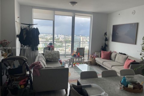 Copropriété à louer à Miami, Floride: 2 chambres, 100.24 m2 № 1975295 - photo 10