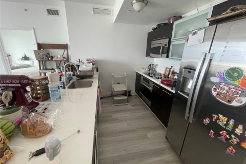 Copropriété à louer à Miami, Floride: 2 chambres, 100.24 m2 № 1975295 - photo 17