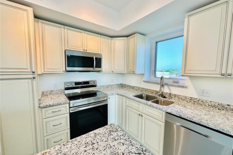 Condo in Merrit Island, Florida, 3 bedrooms  № 1286172 - photo 5
