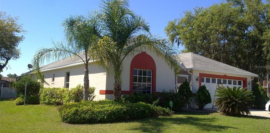 Villa ou maison à Kissimmee, Floride 6 chambres, 269.88 m2 № 1571489