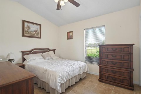Villa ou maison à vendre à Kissimmee, Floride: 6 chambres, 269.88 m2 № 1571489 - photo 17