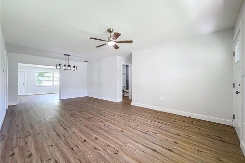 Villa ou maison à vendre à Melbourne, Floride: 3 chambres, 145.58 m2 № 1902212 - photo 9