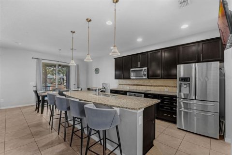 House in Ocoee, Florida 4 bedrooms, 291.34 sq.m. № 1871054 - photo 3