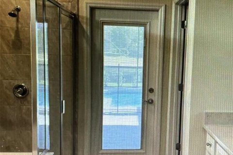 Villa ou maison à louer à Davenport, Floride: 6 chambres, 295.06 m2 № 2329020 - photo 8