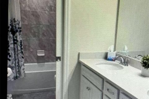 Villa ou maison à louer à Davenport, Floride: 6 chambres, 295.06 m2 № 2329020 - photo 7