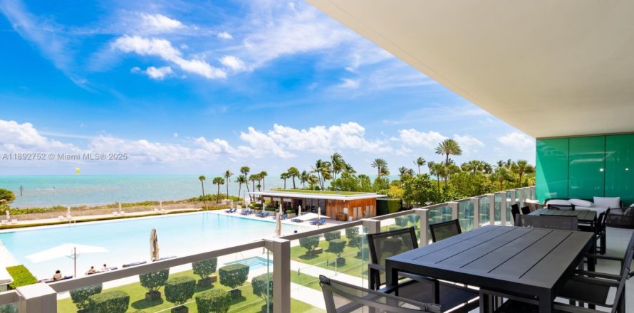 Condo à Key Biscayne, Floride, 2 chambres № 1946668