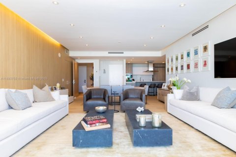 Copropriété à louer à Key Biscayne, Floride: 2 chambres, 169.36 m2 № 1946668 - photo 10