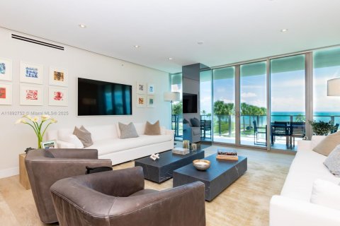 Copropriété à louer à Key Biscayne, Floride: 2 chambres, 169.36 m2 № 1946668 - photo 7