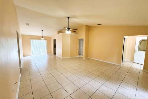 House in Ocala, Florida 3 bedrooms, 142.23 sq.m. № 1844519 - photo 4