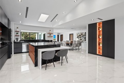 House in Southwest Ranches, Florida 4 bedrooms, 222.13 sq.m. № 2026393 - photo 16