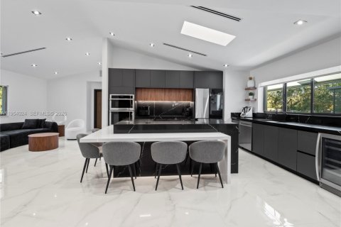 House in Southwest Ranches, Florida 4 bedrooms, 222.13 sq.m. № 2026393 - photo 17