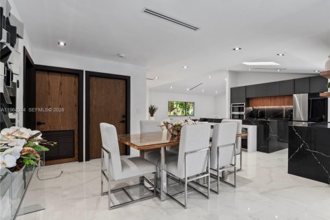 House in Southwest Ranches, Florida 4 bedrooms, 222.13 sq.m. № 2026393 - photo 30