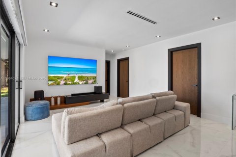 House in Southwest Ranches, Florida 4 bedrooms, 222.13 sq.m. № 2026393 - photo 26