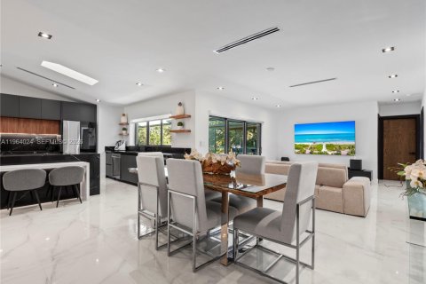 House in Southwest Ranches, Florida 4 bedrooms, 222.13 sq.m. № 2026393 - photo 25