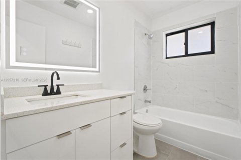 Villa ou maison à louer à Miami, Floride: 3 chambres, 118.45 m2 № 2157049 - photo 14