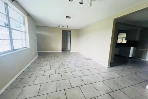 Villa ou maison à vendre à Port Richey, Floride: 3 chambres, 155.52 m2 № 2425763 - photo 3