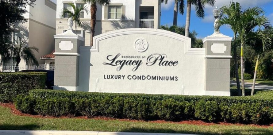 Condominio en Palm Beach Gardens, Florida, 1 dormitorio  № 1956771