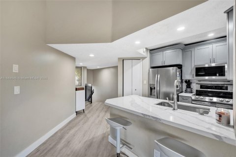 Condominio en venta en Plantation, Florida, 2 dormitorios, 96.06 m2 № 1945644 - foto 9