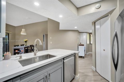 Condominio en venta en Plantation, Florida, 2 dormitorios, 96.06 m2 № 1945644 - foto 8