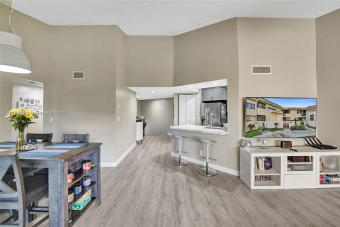 Condominio en venta en Plantation, Florida, 2 dormitorios, 96.06 m2 № 1945644 - foto 11