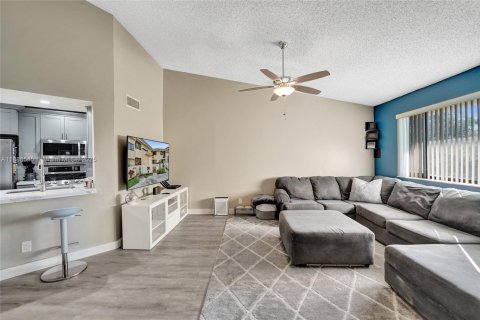 Condominio en venta en Plantation, Florida, 2 dormitorios, 96.06 m2 № 1945644 - foto 12