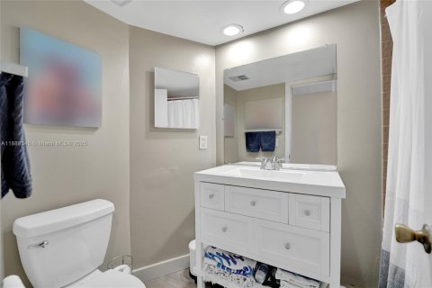 Condominio en venta en Plantation, Florida, 2 dormitorios, 96.06 m2 № 1945644 - foto 27
