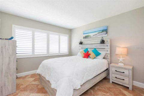 Condominio en venta en Saint Petersburg, Florida, 2 dormitorios, 89.19 m2 № 1916711 - foto 22