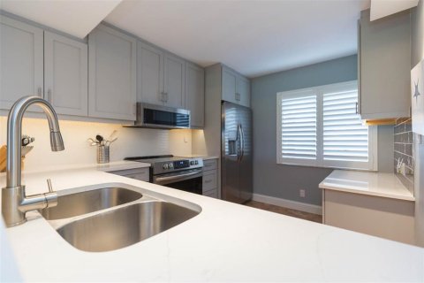 Condominio en venta en Saint Petersburg, Florida, 2 dormitorios, 89.19 m2 № 1916711 - foto 19