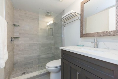 Condominio en venta en Saint Petersburg, Florida, 2 dormitorios, 89.19 m2 № 1916711 - foto 18