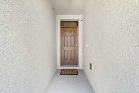 House in Davenport, Florida 3 bedrooms, 157 sq.m. № 1918810 - photo 6