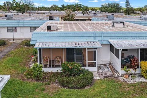 Condo in Sun City Center, Florida, 1 bedroom  № 2123511 - photo 16