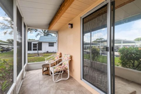 Condo in Sun City Center, Florida, 1 bedroom  № 2123511 - photo 19