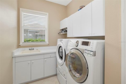 Casa en venta en Sarasota, Florida, 4 dormitorios, 312.24 m2 № 2222653 - foto 28