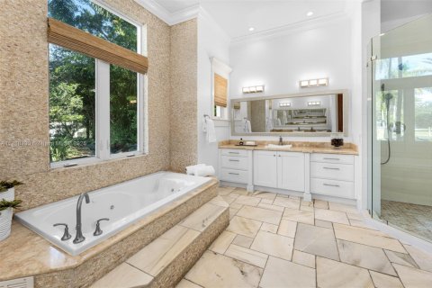 Casa en venta en Pinecrest, Florida, 6 dormitorios, 636.19 m2 № 1487013 - foto 19