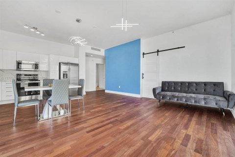 Copropriété à vendre à Miami, Floride: 2 chambres, 100.15 m2 № 2043970 - photo 2