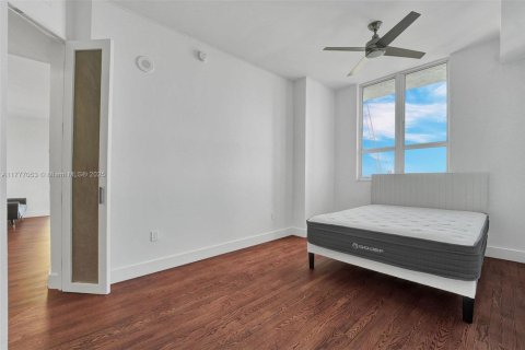 Copropriété à vendre à Miami, Floride: 2 chambres, 100.15 m2 № 2043970 - photo 17