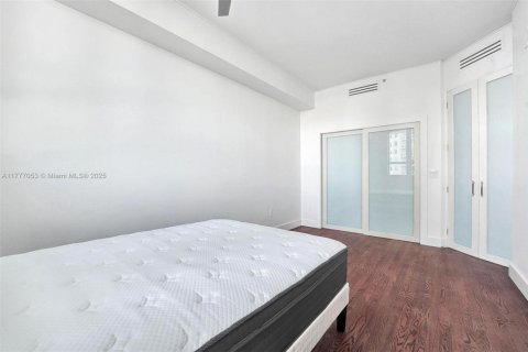 Copropriété à vendre à Miami, Floride: 2 chambres, 100.15 m2 № 2043970 - photo 18