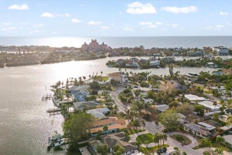 Casa en venta en Saint Pete Beach, Florida, 2 dormitorios, 101.54 m2 № 1548526 - foto 21